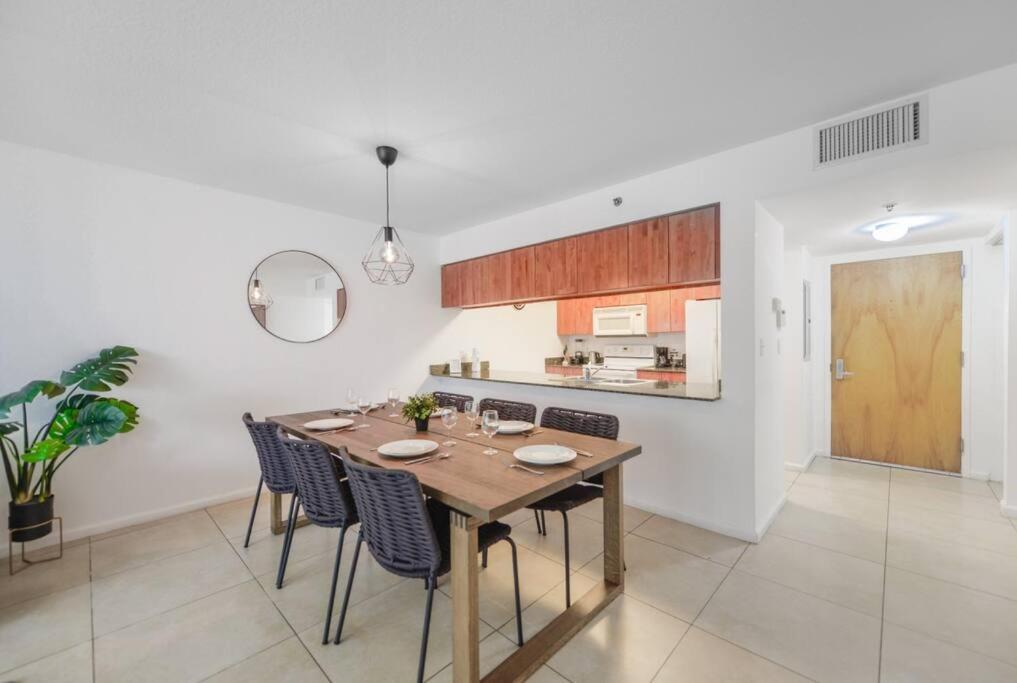 Amazing High-rise @brickell With Pool Apartamento