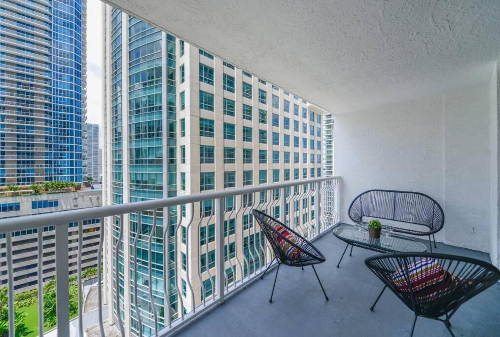 Amazing High-rise @brickell With Pool Appartement *